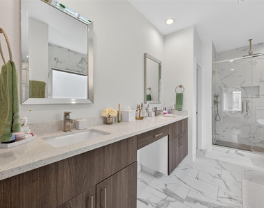 1712 Schweikhardt Street - Photo Thumbnail 24