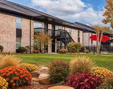 327 W Hufsmith  Rd Road - Photo Thumbnail 4