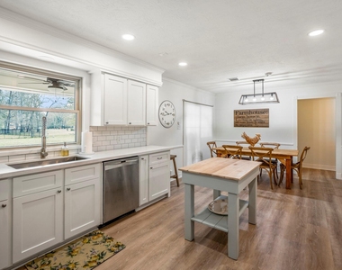 15347 Conroe Drive - Photo Thumbnail 17