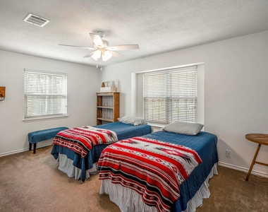 15347 Conroe Drive - Photo Thumbnail 36