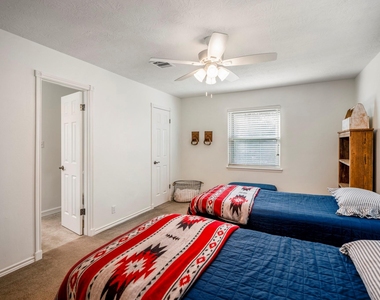 15347 Conroe Drive - Photo Thumbnail 37