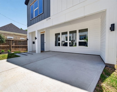 2714 Drew Street - Photo Thumbnail 31