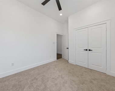 2714 Drew Street - Photo Thumbnail 18