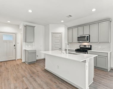 7503 Victoria Brook Trace - Photo Thumbnail 7