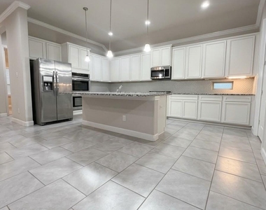 3507 Colorado Bend Drive - Photo Thumbnail 2