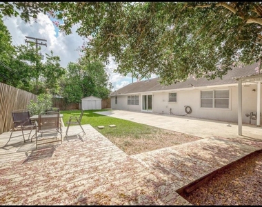 8002 Richmond Avenue - Photo Thumbnail 31