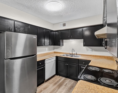 2311 71st Street - Photo Thumbnail 7