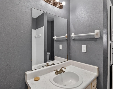 2311 71st Street - Photo Thumbnail 16