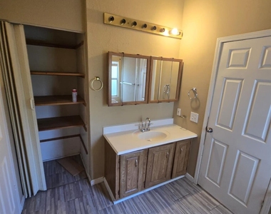 11404 Metts Road - Photo Thumbnail 17