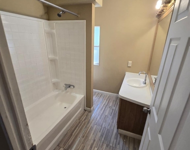 11404 Metts Road - Photo Thumbnail 20