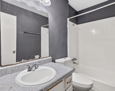 2311 71st Street - Photo Thumbnail 36