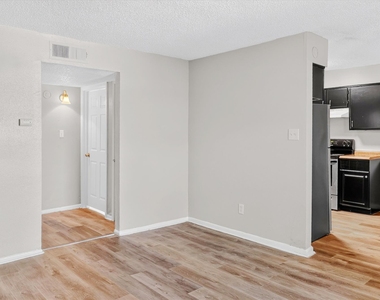 2311 71st Street - Photo Thumbnail 3