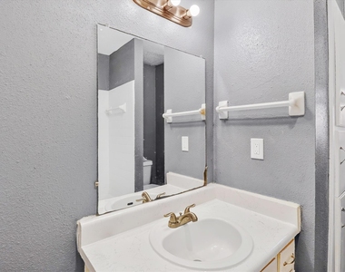 2311 71st Street - Photo Thumbnail 20