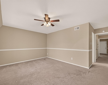 408 N Post Oak Lane - Photo Thumbnail 25