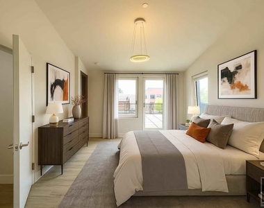 2478 East 11th Street - Photo Thumbnail 5