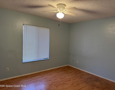 1461 Sheafe Avenue Ne - Photo Thumbnail 8