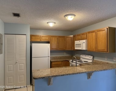 1461 Sheafe Avenue Ne - Photo Thumbnail 5