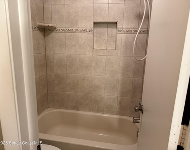 1461 Sheafe Avenue Ne - Photo Thumbnail 10