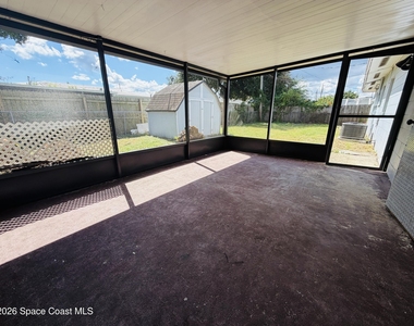 481 Orange Avenue - Photo Thumbnail 16