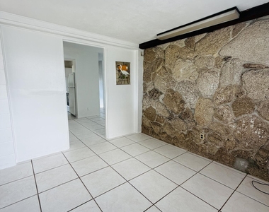 481 Orange Avenue - Photo Thumbnail 14
