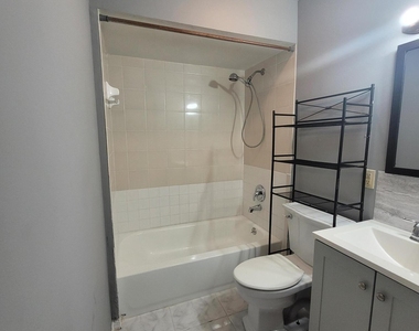 413 Del Monte Road - Photo Thumbnail 5