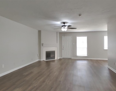 20103 Bambiwoods Drive - Photo Thumbnail 1