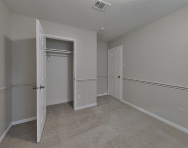20103 Bambiwoods Drive - Photo Thumbnail 9