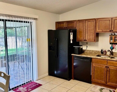 1309 Sagbloom Street Se - Photo Thumbnail 17