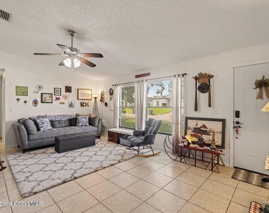 1309 Sagbloom Street Se - Photo Thumbnail 4