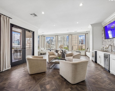 2111 Austin Street - Photo Thumbnail 22