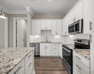 2111 Austin Street - Photo Thumbnail 1