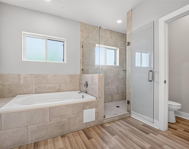 6744 Del Rio St - Photo Thumbnail 36
