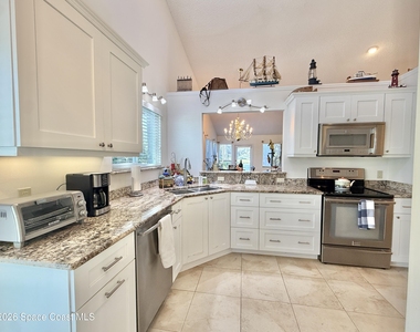 9715 N Marina Drive - Photo Thumbnail 12