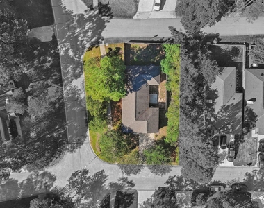 11246 Glenforest Drive - Photo Thumbnail 24