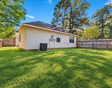 11246 Glenforest Drive - Photo Thumbnail 21