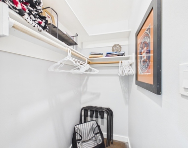 5702 Hoover Street - Photo Thumbnail 42