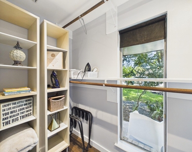 5702 Hoover Street - Photo Thumbnail 34