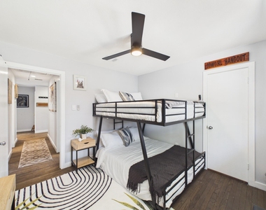 5702 Hoover Street - Photo Thumbnail 44
