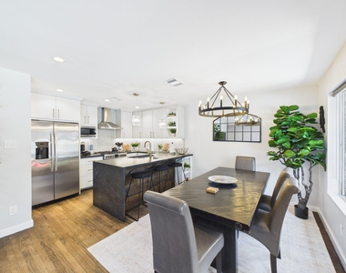 5702 Hoover Street - Photo Thumbnail 11