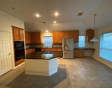 3115 Chappelwood Drive - Photo Thumbnail 5