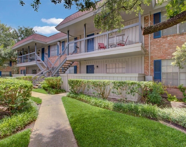 2350 Bering Drive - Photo Thumbnail 2