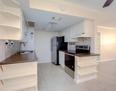 2350 Bering Drive - Photo Thumbnail 18