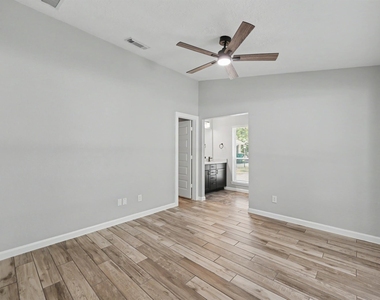 79 Fallshire Drive - Photo Thumbnail 7