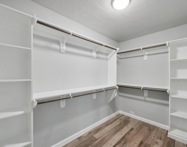 79 Fallshire Drive - Photo Thumbnail 10