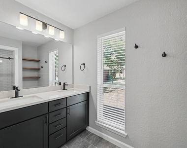 79 Fallshire Drive - Photo Thumbnail 9