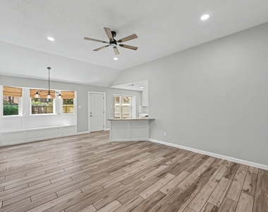 79 Fallshire Drive - Photo Thumbnail 2