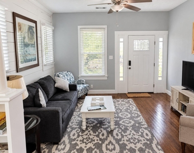 4106 Avenue T 1/2 - Photo Thumbnail 1