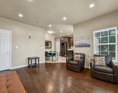 4733 Clay Street - Photo Thumbnail 4