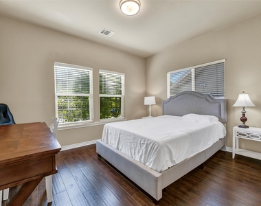 4733 Clay Street - Photo Thumbnail 20