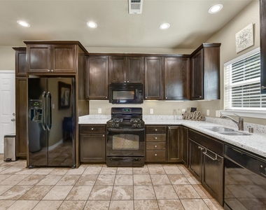 4733 Clay Street - Photo Thumbnail 7
